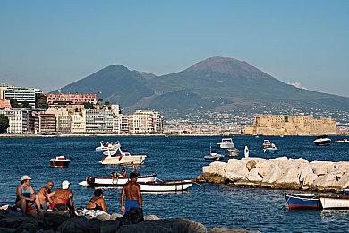 Epic喜加一：《胶佬模拟器》和《Soulstice》免费领取